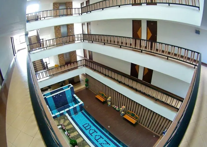 Grannylla Charoenkrung Aparthotel