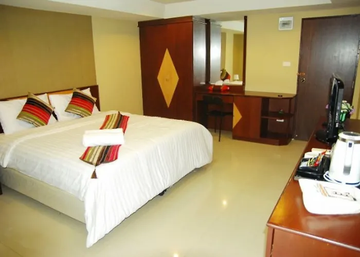 Grannylla Charoenkrung