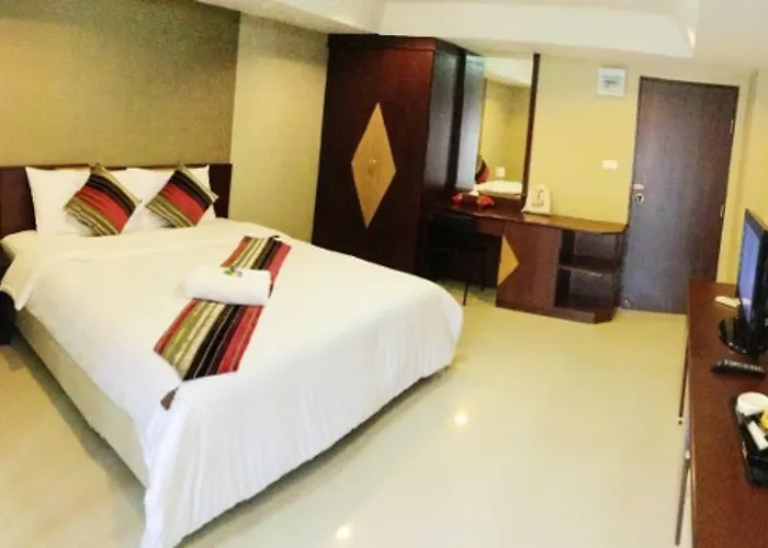 Grannylla Charoenkrung Aparthotel