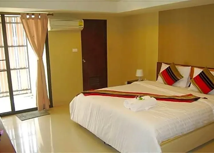 Grannylla Charoenkrung Bangkok