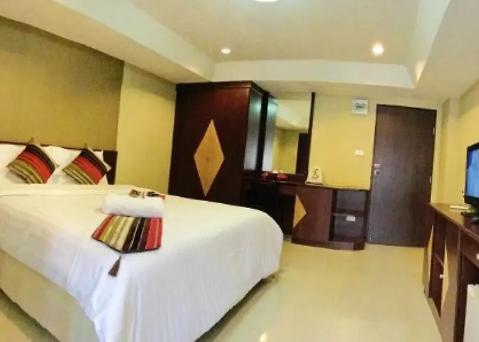 Aparthotel Grannylla Charoenkrung 3*